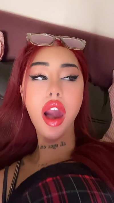 fuck me so deep our balls touch? 👉👈