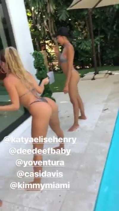 pool twerk 🍑