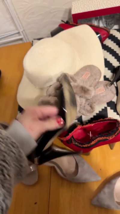 MSG on X @rubyslegs or @RuthCrushed