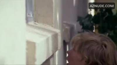 Melanie Griffith, Colleen Camp, Joan Prather, nude in movie Smile 1975