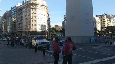 Marcha de hoy 20/05/21 en el Obelisco. Manifestantes reclaman por mejoras en el sistema educativo.