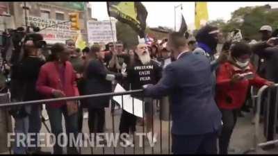 Just in: Anti Mandate Protesters Storm New York’s Barclays Center Chanting “Let Kyrie Play”.