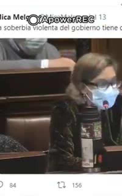 Micaela Melgar y compañía hablando mal de Fernanda Araújo, desdiciéndose sobre lo que prédica en el parlamento