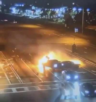 Speeding + texting = you’re an idiot.