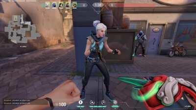 Jett be using that knife to do everything