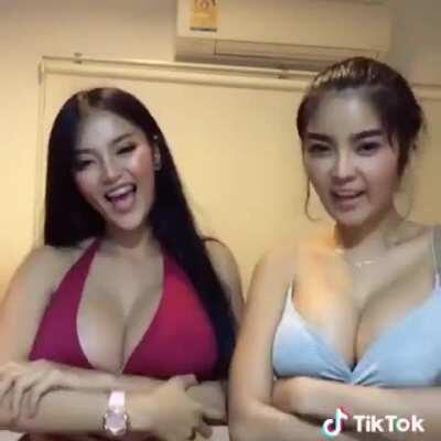 Faii Orapun (Pitta) and Ying Noey