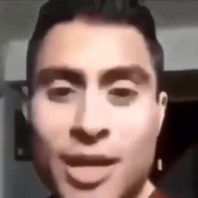 Eu: chamo a pessoa de ela // militante de pronome neutro: