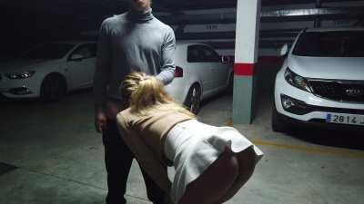 I suck him after our first tinder date