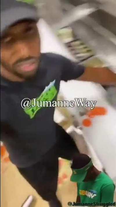 Man fixes subway+ donates money what a good man he is