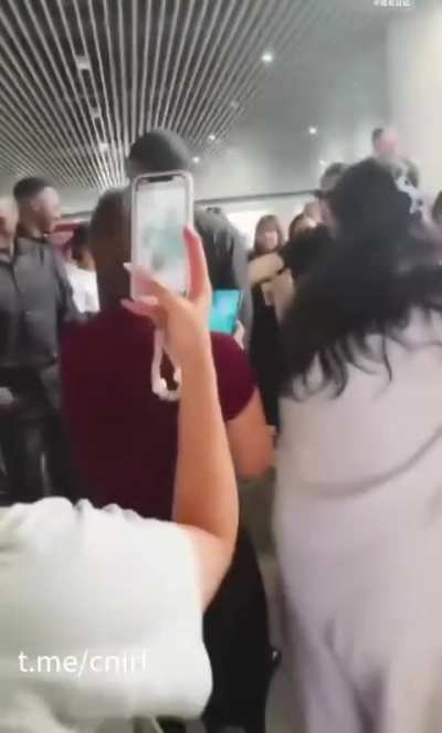 没想到几名黑人网红如此受女性爱慕……