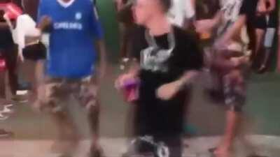 Olha só o .descendo bem ali o nossssaaaaaa