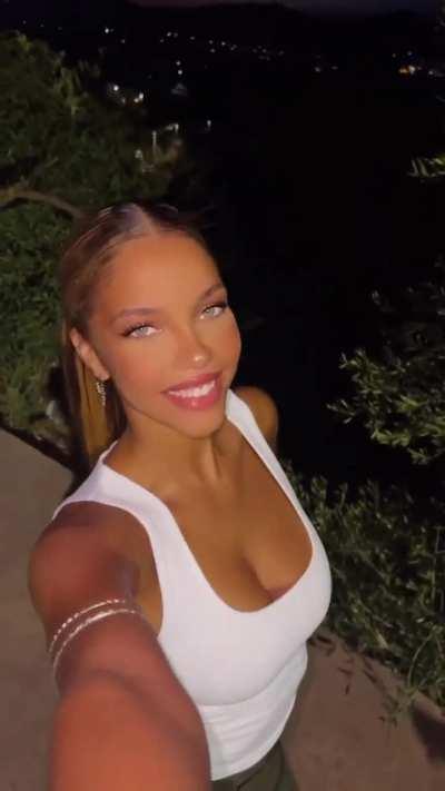 Melody Castiau (@melocst)