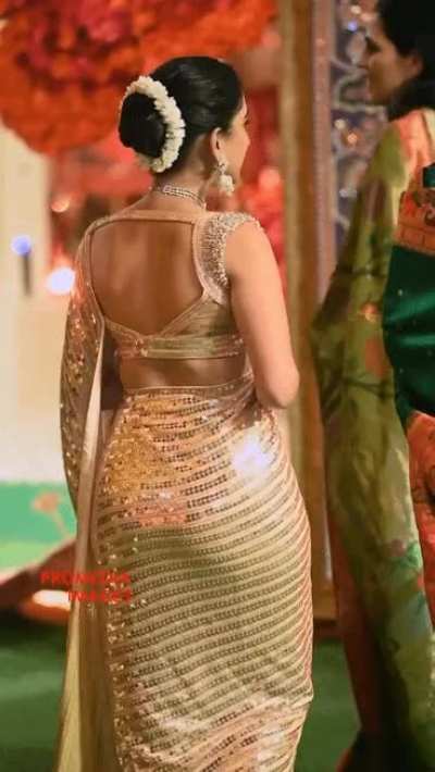 Lets wish Radhika Merchant a happy wedding (Damn! She got a big booty!)