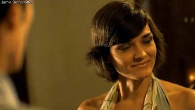 Jamie Bernadette [gif]