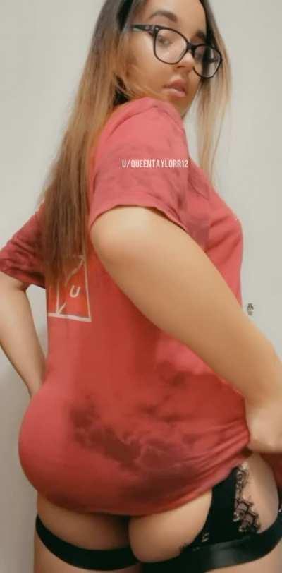 i know most of you fancy titties here, but i hope you enjoy my ass too 💕