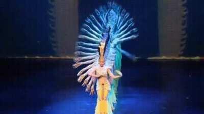 Cénti-Ticklér, Master of the Thousand Handjobs