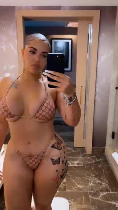 rennirucci_ (@rennirucci_)