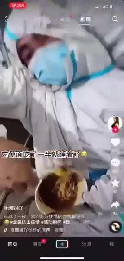 共匪是不是真的经费不够了，找的宣传蛆都这么弱智