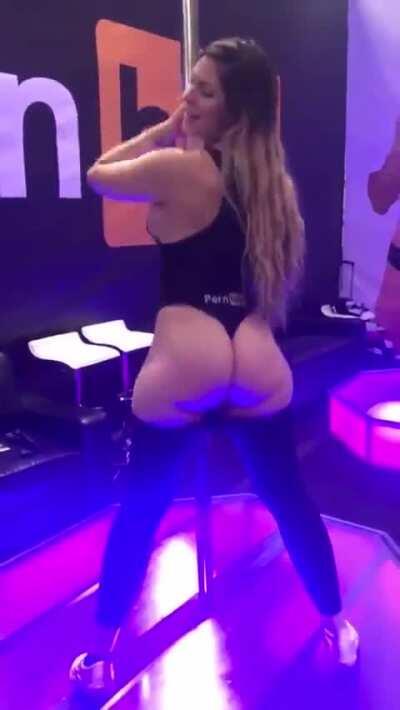 Ashley Alban Shaking Her Amazing Ass