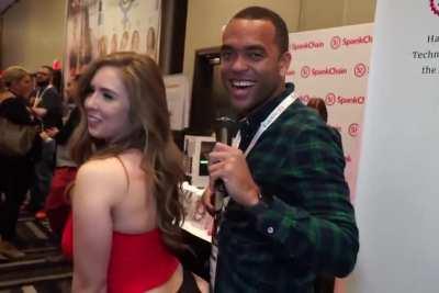 Dry humping & motorboating at a porn convention
