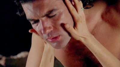 War torn Chile breeds intimacy between 35yr male photographer and 25yr female local journalist