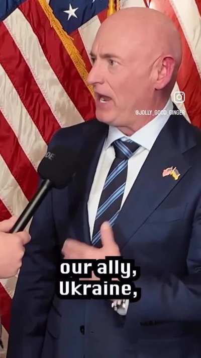 Sen. Mark Kelly and twin Scott Kelly come out in support for Ukraine