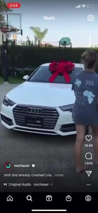 HMC ohh my goshh... *thud*