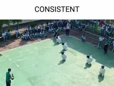 corrida de among us na vida real