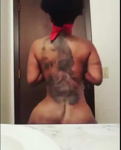 We all want the juicy buns