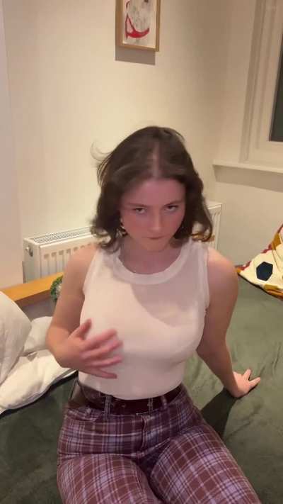 Feeling herself and twirl - slowed