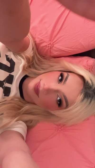 Would u be ashamed to suck a femcock