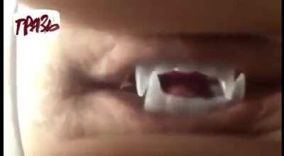 este dracula quiere chuparte