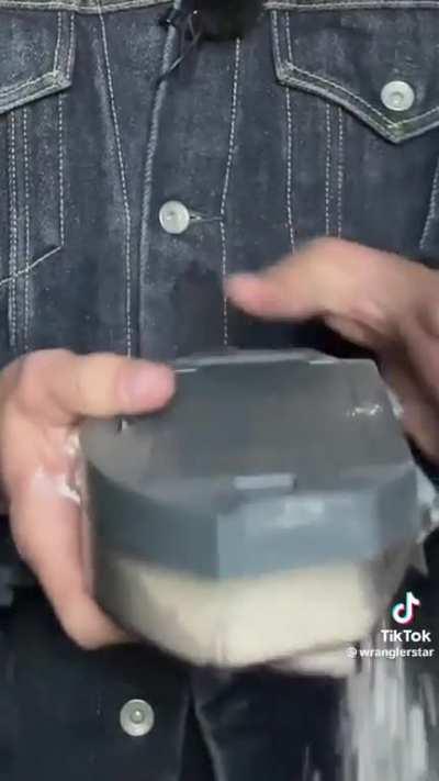 He content has gotten spicy 