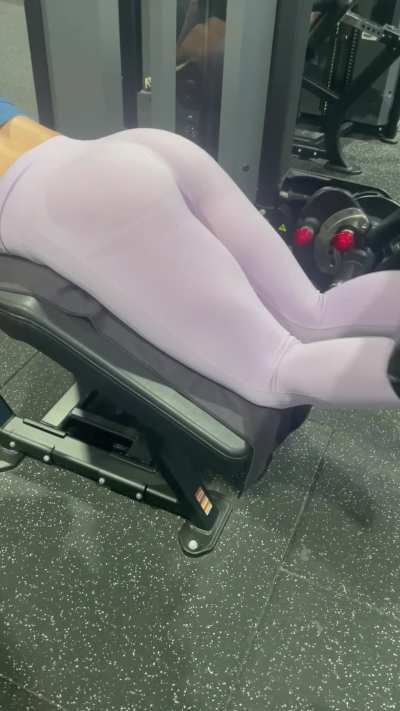 Making my peach 🍑 grow!