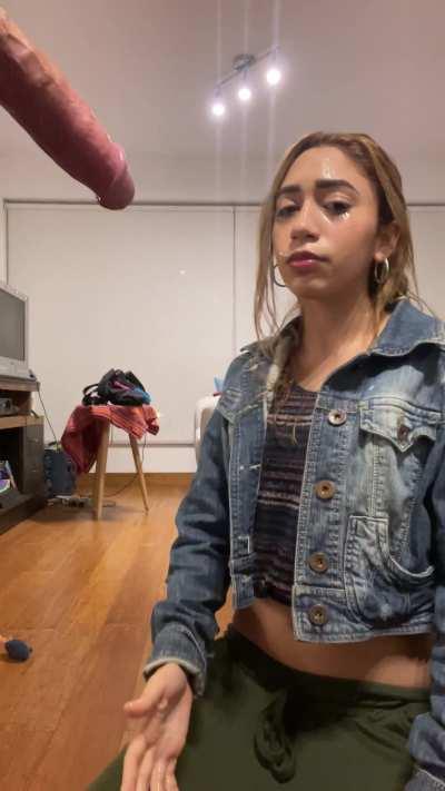 I love the feeling of having my throat forced open 🥵