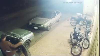 Don't mess with the delivery guy