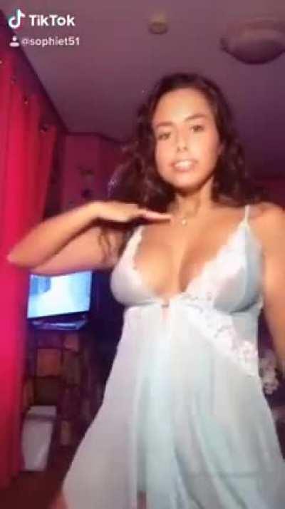 Tiktok Girl