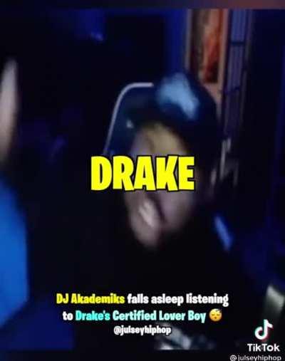 Stolen from r/kanye Mods, this is not a post hating on drake I just thought this was funny
