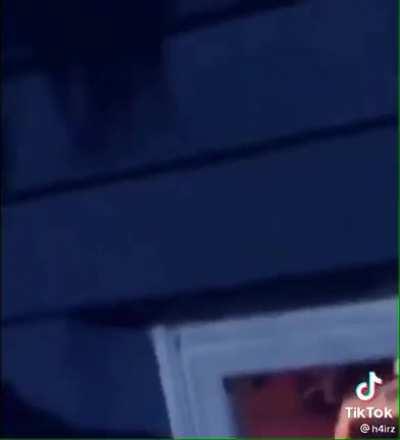 One way to cause a trauma 💨