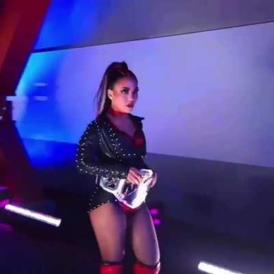 Roxanne Perez (Match Comp)