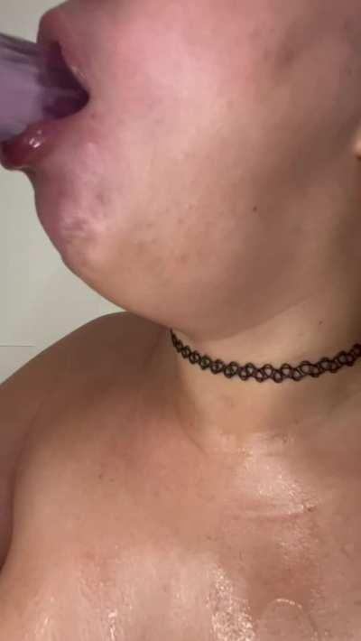 My throat need to be use [OC]