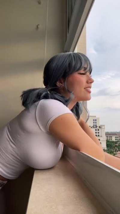 [2b2h] Just gonna set these right here