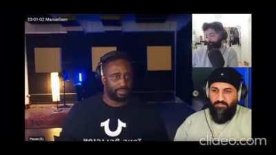 Manuellsen platzt auf Rooz im Twitch Livestream