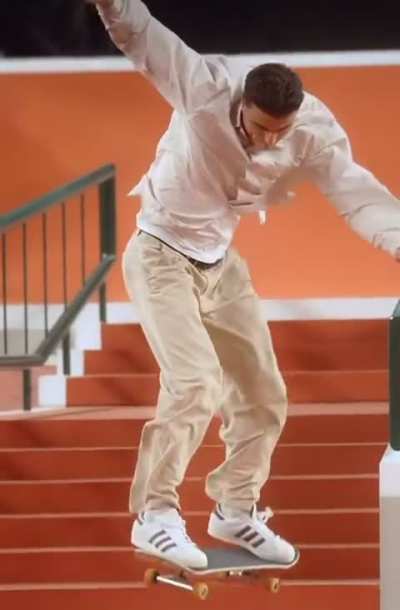 Winning skateboarding trick 🤯 - Vincent Milou at SLS Paris