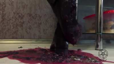 I have clips of women crushing in boots and sneakers, just message me if you&rsquo;re interested. I don&rsquo;t use the chat here, my Telegram is SneakersBootsCrush and my email is sneakersbootscrusher@gmail.com.