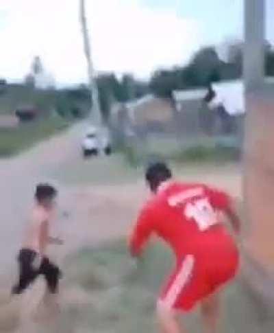 Torcedor colorado não tem um dia de paz