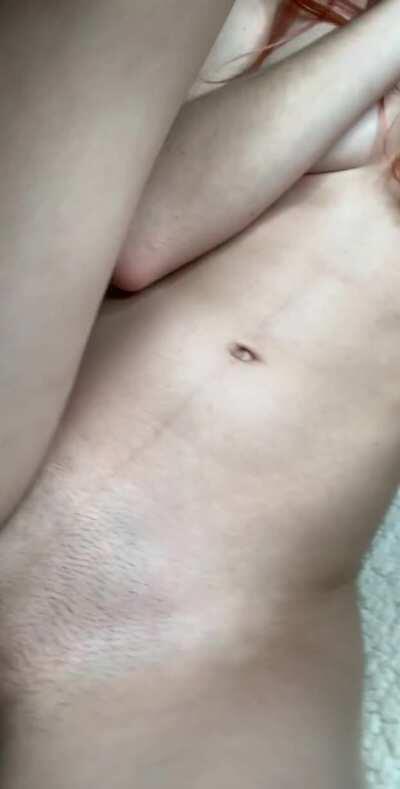 Just realized I never really show my pussy here, needed to fix it ASAP