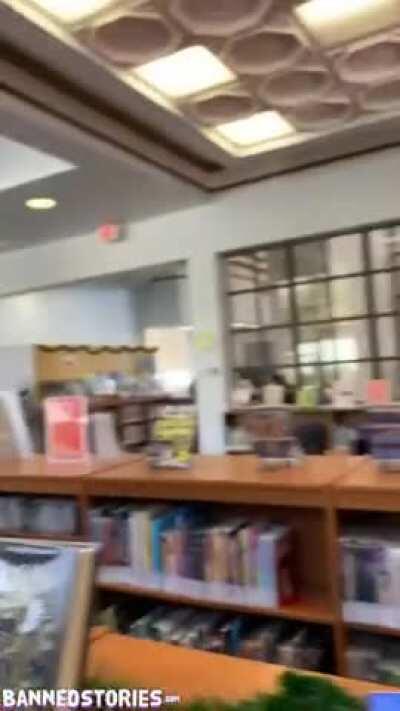 Ellie Eilish in the public library