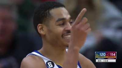 [Highlight] LeVert tries to foul Poole, but Poole gets called for the offensive foul. Call upheld on Kerr’s challenge.