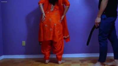 अबला नारी के साथ अत्याचार।